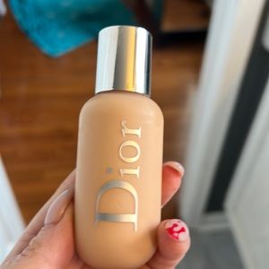 Dior face and body foundation shade 1N